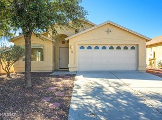 10452 E Pike St, Tucson, AZ 85747