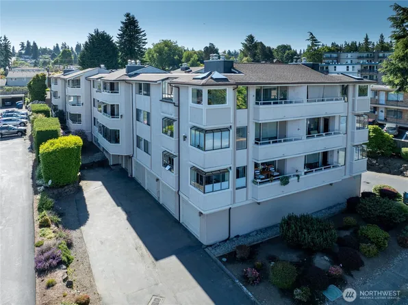 1113 5th Avenue S #107, Edmonds, WA 98020