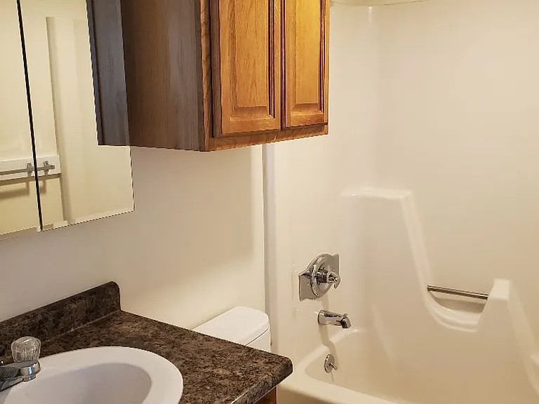 2G Salmon St — Photo 18