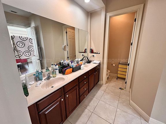 4th image of 1519 Lake Baldwin Ln APT A
