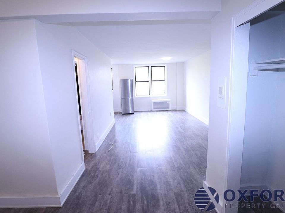 1st image of 13225 Maple Ave APT 410