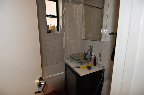 Rented by Village Dwellings | media 21