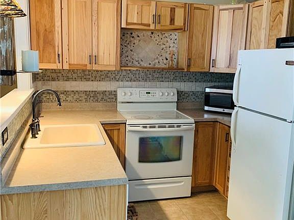 4th image of 46103 New England Sq #3