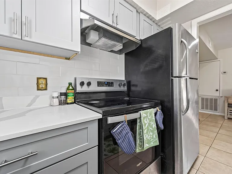 3303 W Greenridge Dr #8 — Photo 24