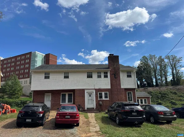 526 Valley Rd, Charlottesville, VA 22903