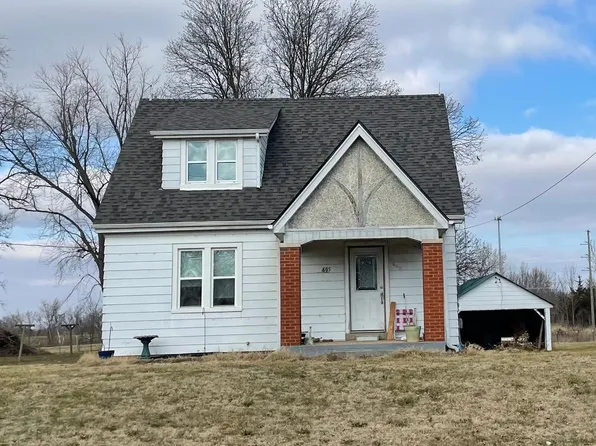 605 Park St, Waterloo, IL 62298