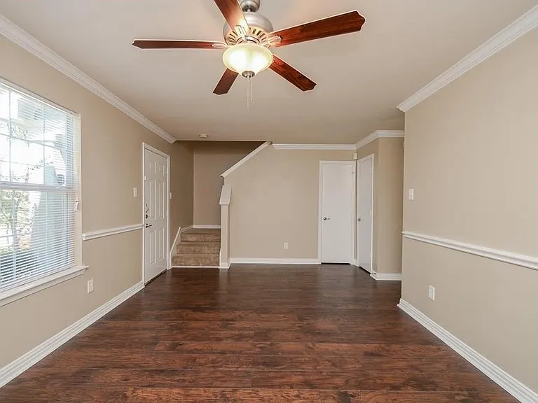 20929 Patriot Park Ln — Photo 3