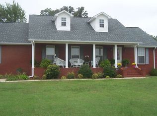109 Timber Ln, Finger, TN 38334