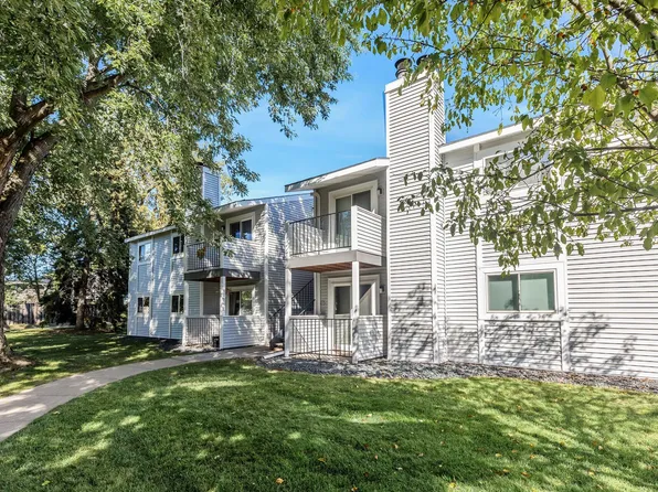 1729 Fulham St APT A, Lauderdale, MN 55113