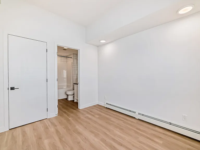 350 Livingston Cmn NE #3413 — Photo 16