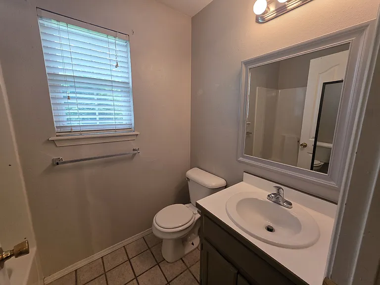 38 Burnett Cir — Photo 10