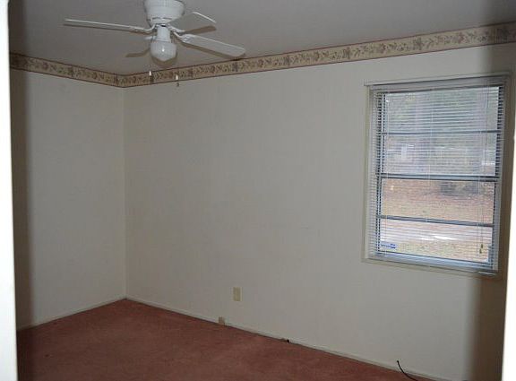 4th image of 1465 Wyman St NE