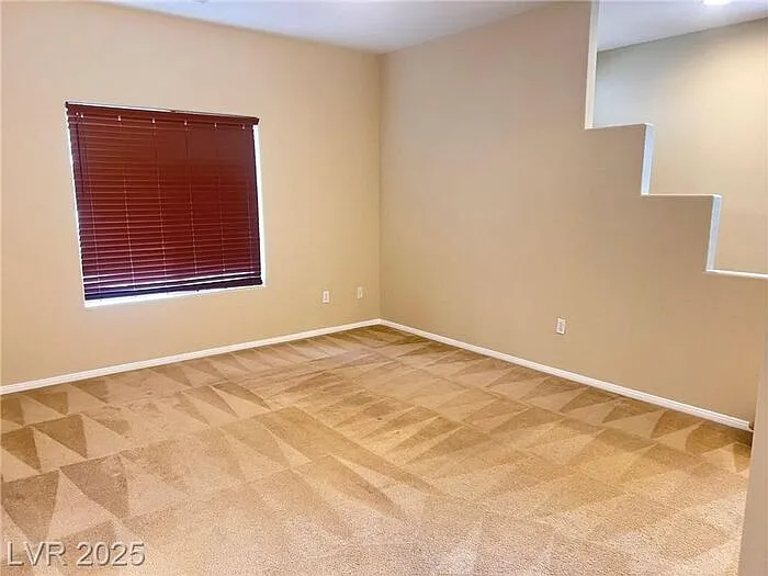 228 Friendly Ct — Photo 14