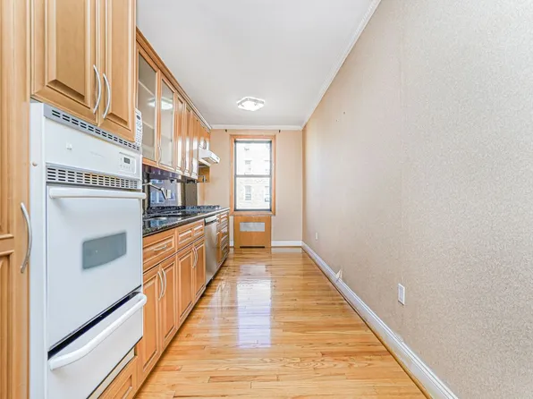 1810 Avenue N image 16 of 29