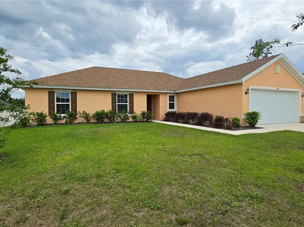668 W Walkertown Dr, Citrus Springs, FL 34434
