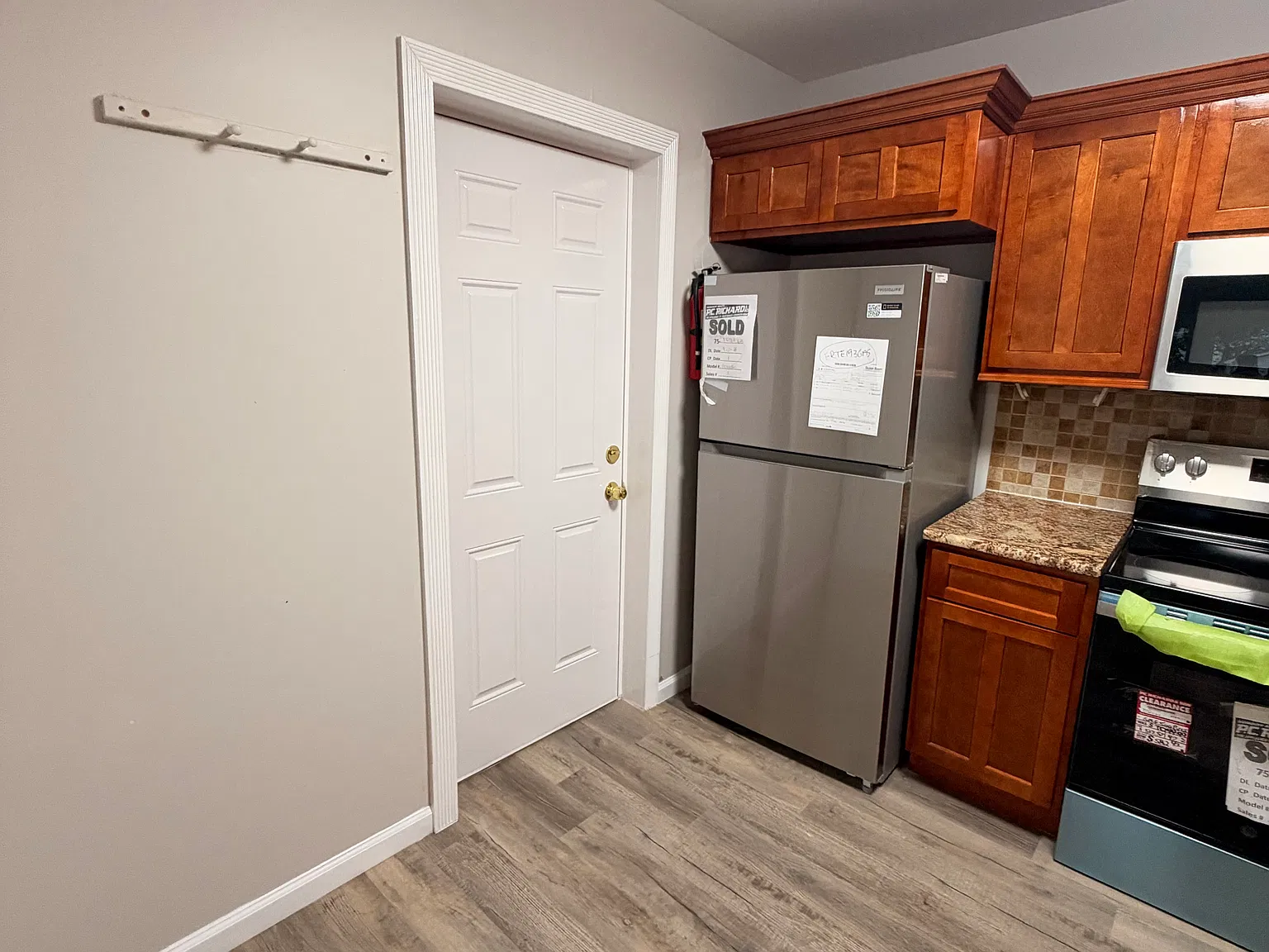 2 bed, $2,000 — Photo 4
