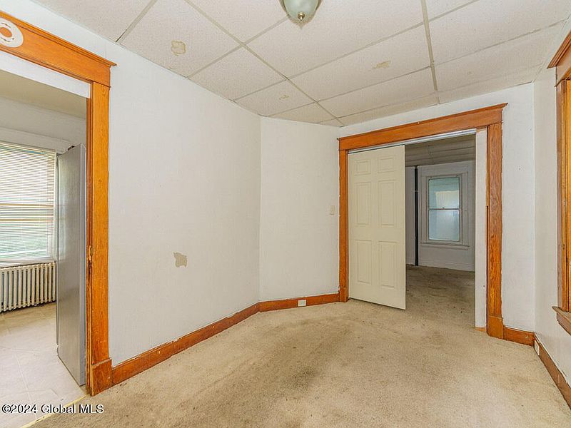5th image of 6 Sheldon Street