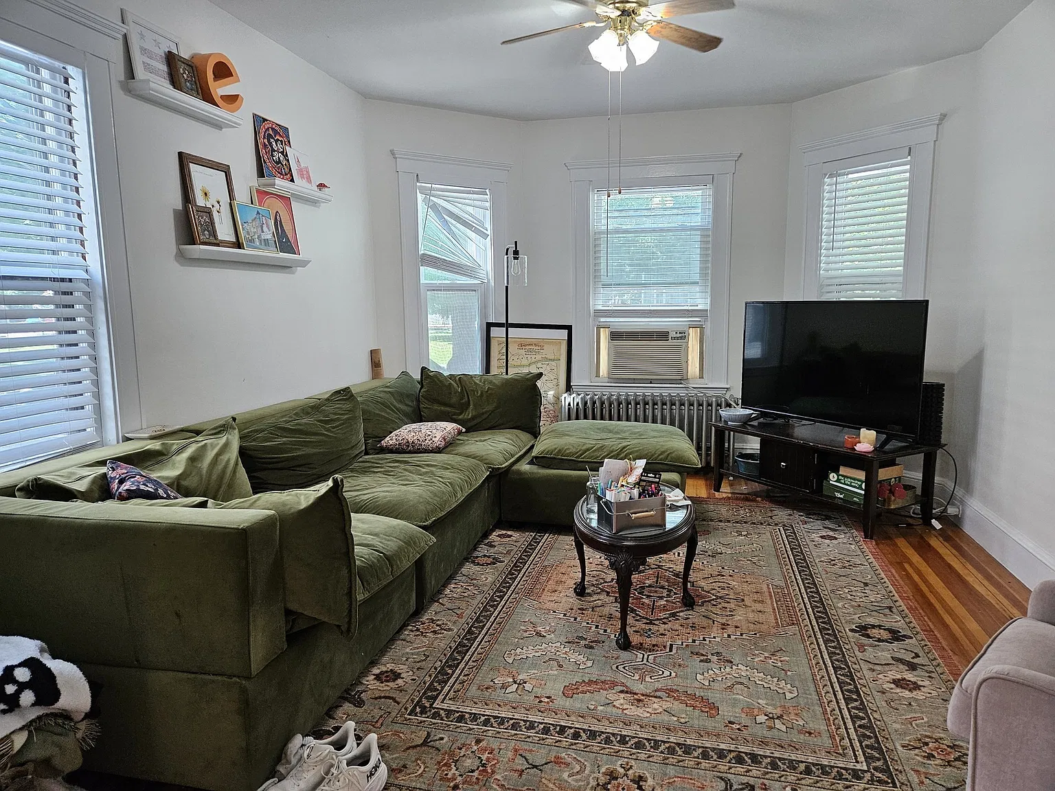 2 bed, 1.0 bath, 1312 sqft, $3,500 — Photo 4