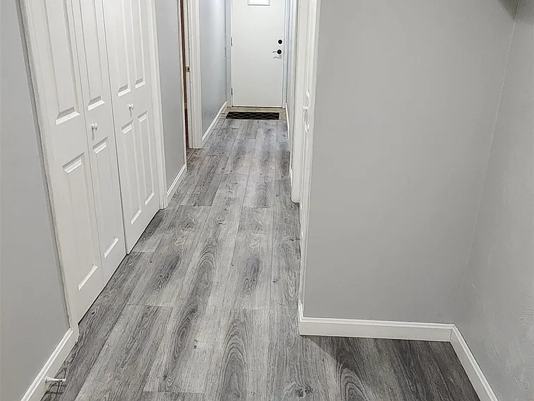 62 Hovey Rd — Photo 8