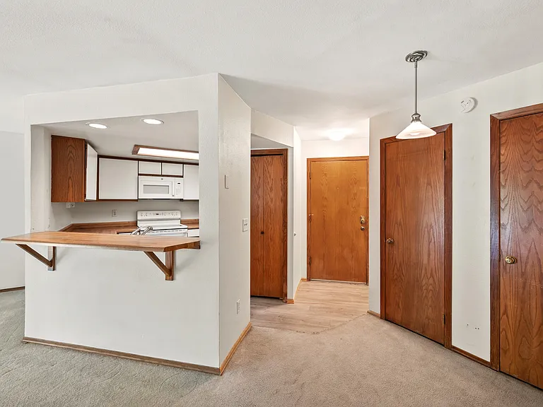2962 Shadow Creek Dr #108 — Photo 3