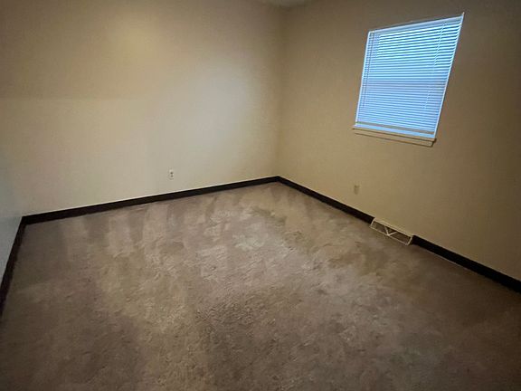 5th image of 3900 Esther Ln #22