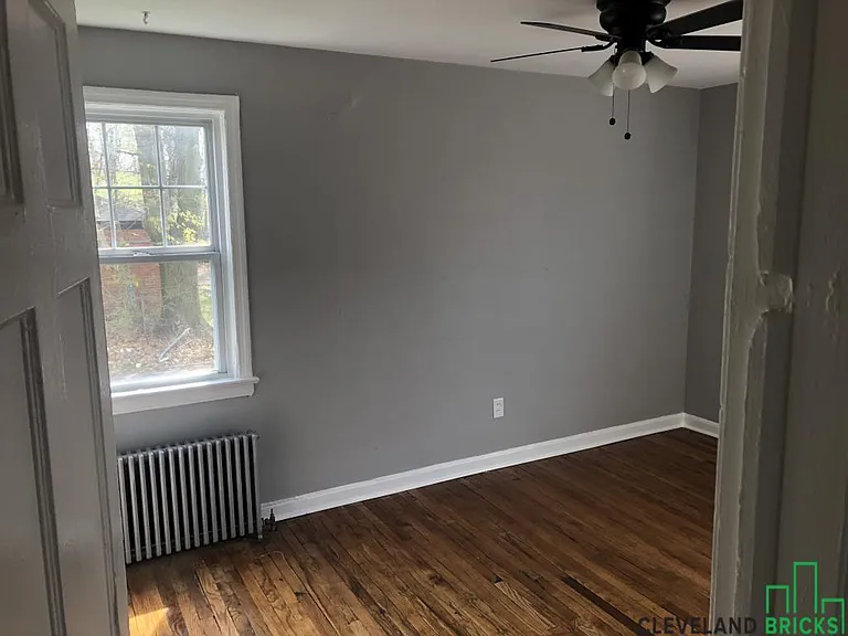 1570 Coventry Rd — Photo 6