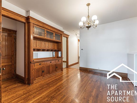 3rd image of 3033 W Logan Blvd #1F