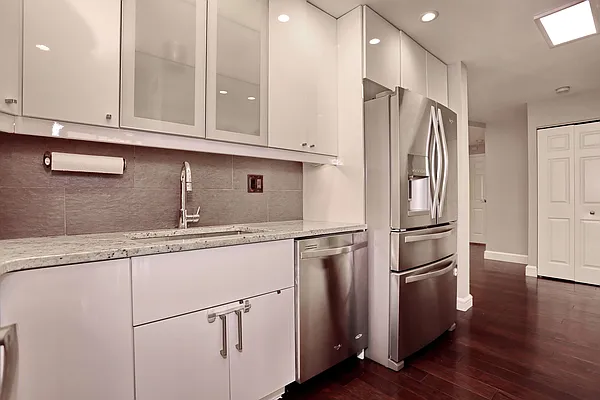 Sold by Weichert/Exchange Place | media 13