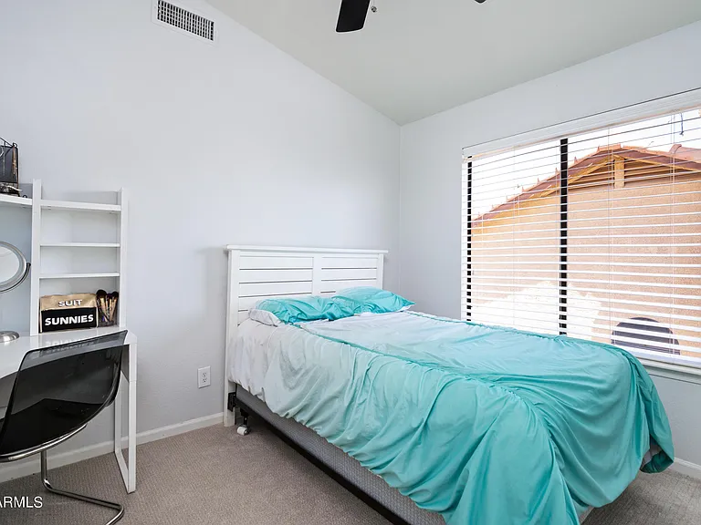 1660 W Honeysuckle Ln — Photo 26