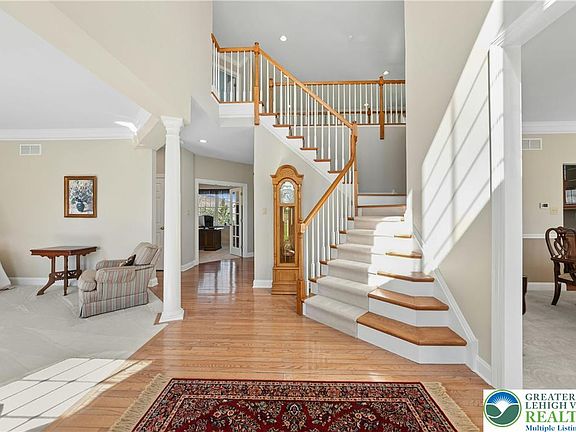5th image of 114 Country Side Dr