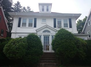 42 Sturges Rd, West Roxbury, MA 02132