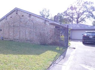 11631 Roos Rd, Houston, TX 77072