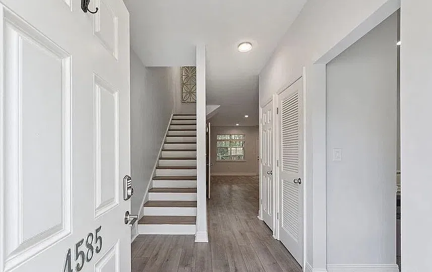 3 bed, 2.5 bath, 1628 sqft, $2,150 — Photo 2