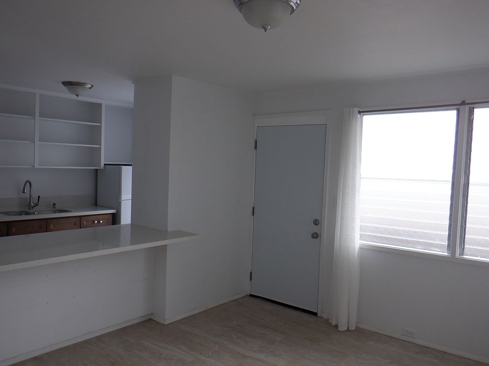 1st image of 963 Kilauea Ave APT 201