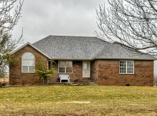 225 Plesant Hill Rd, Clever, MO 65631