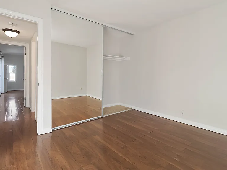 1160 E Washington Ave #3 — Photo 27
