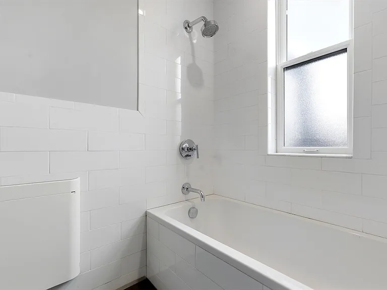 239 Commonwealth Ave #72 — Photo 17