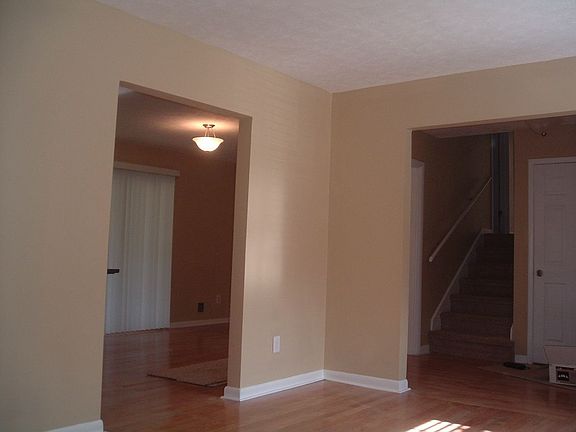 family room, foyer