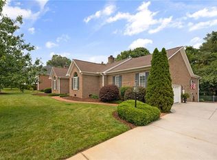 4020 Still Brook Ln, High Point, NC 27265