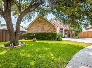100 Coventry Ct, Irving, TX 75061