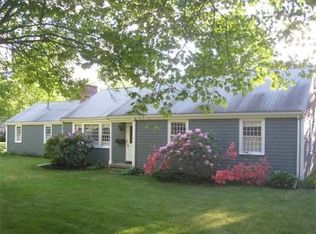 2 Captains Ln, Hingham, MA 02043
