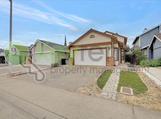 1320 Hidalgo Cir, Roseville, CA 95747