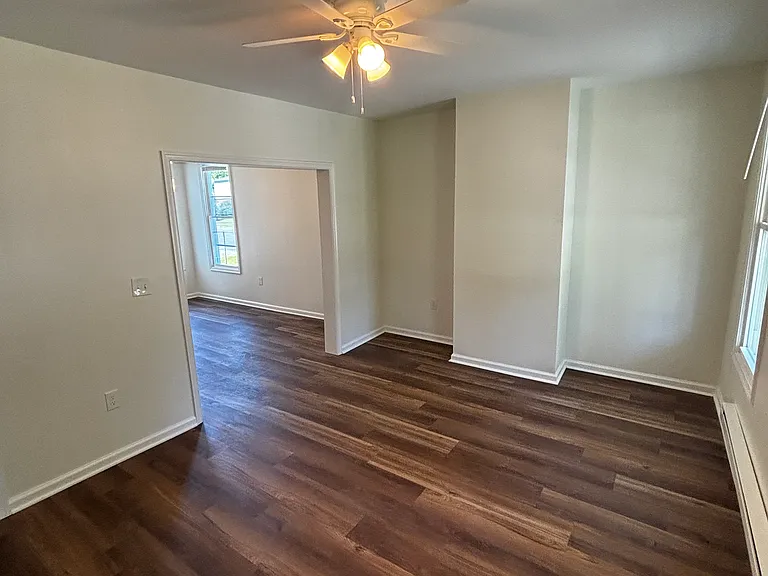517 Aiken Ave #523 — Photo 2