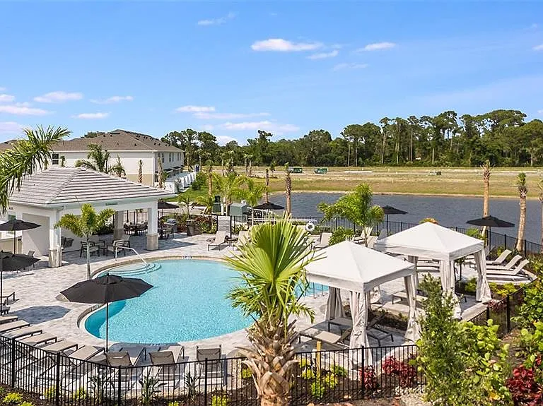 15148 Cuzcorro Ct — Photo 35