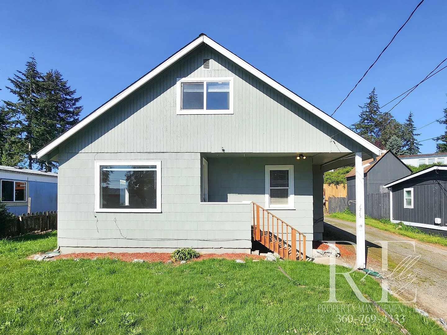 Charming & Spacious: A Home Full of Character and Warmth — Photo 1