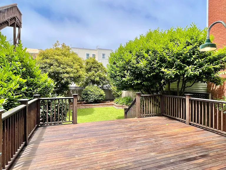 3346 Clay St — Photo 11