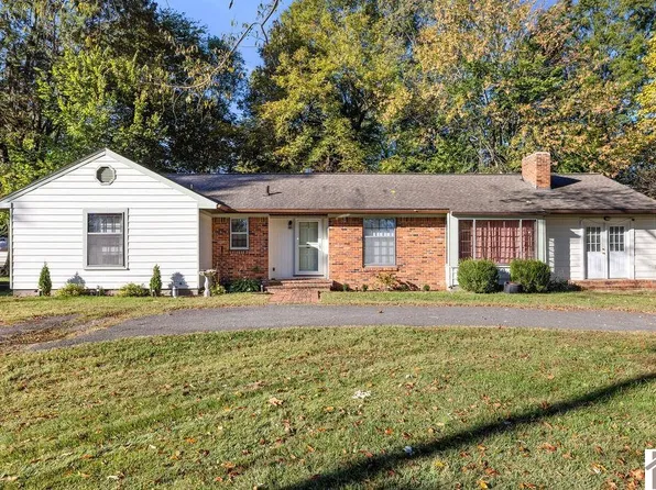 221 Wedgewood Pl, Paducah, KY 42001