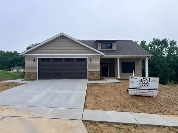 3406 Covington Dr, Davenport, IA 52806