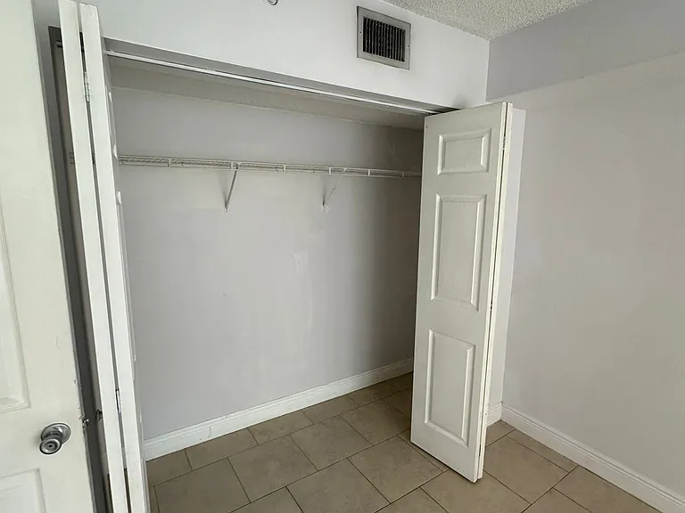 5005 Wiles Rd — Photo 6