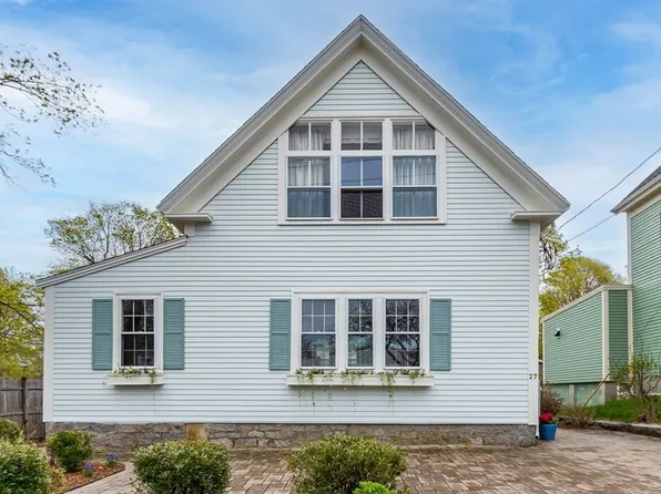 27 Broadway, Rockport, MA 01966
